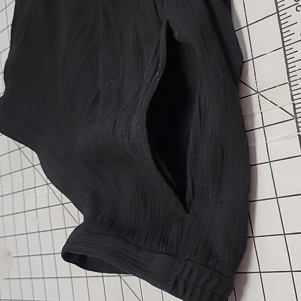 Woman's Black Koret Black Capris with Brown Stitch Design- 18 Preloved - Picture 11 of 11
